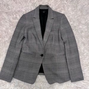 Houndstooth plaid blazer. Size 4